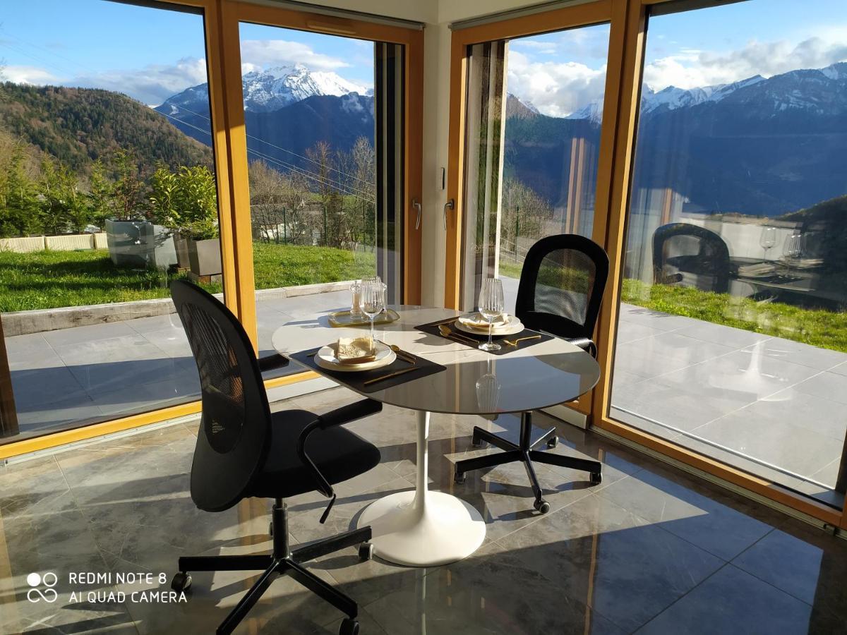 In The Heart Of Nature With An Unique View Plan Montmin Exteriér fotografie